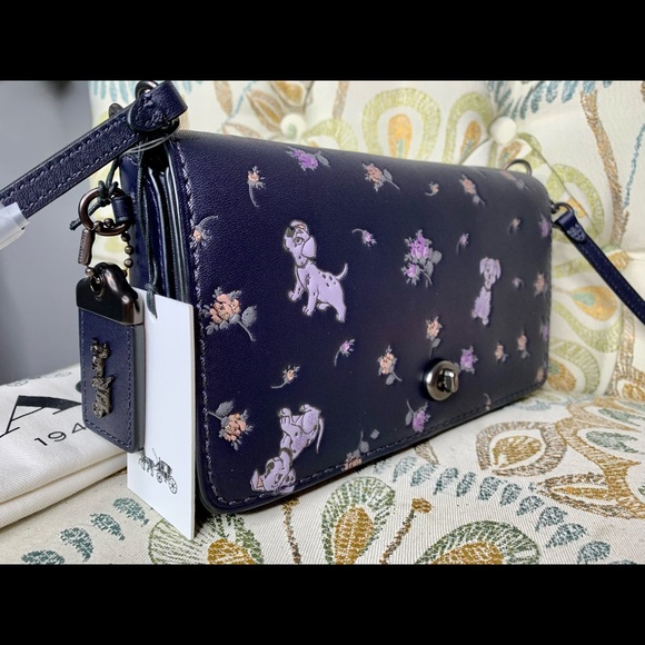 New! Coach Disney Dalmatians Crossbody Dinky Bag - Picture 2 of 7